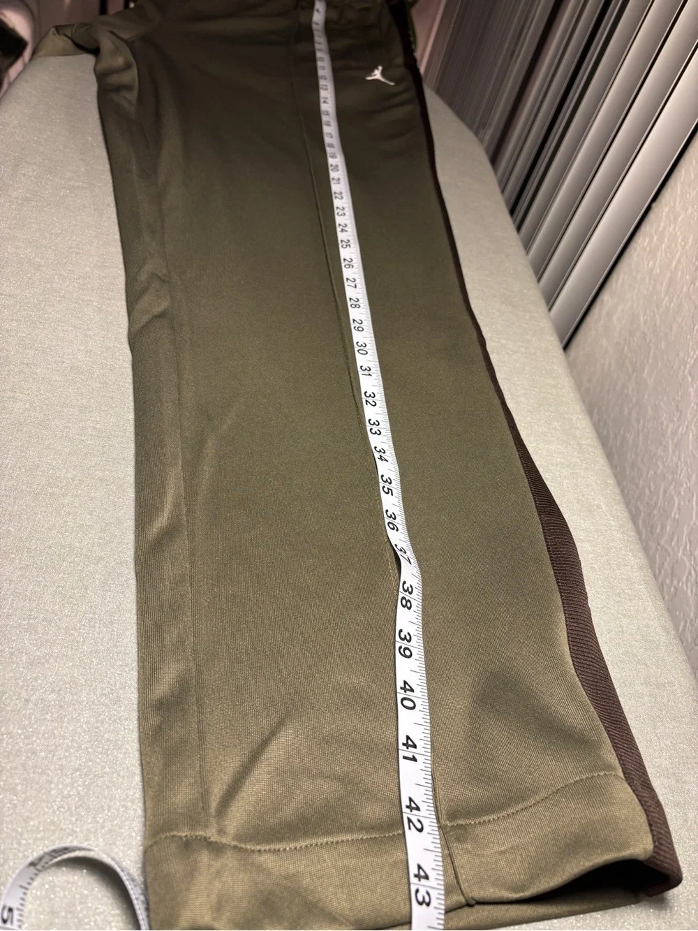 NWT XXL Jordan Men's Standard Fit Olive Green Track Pants with Side Stripe